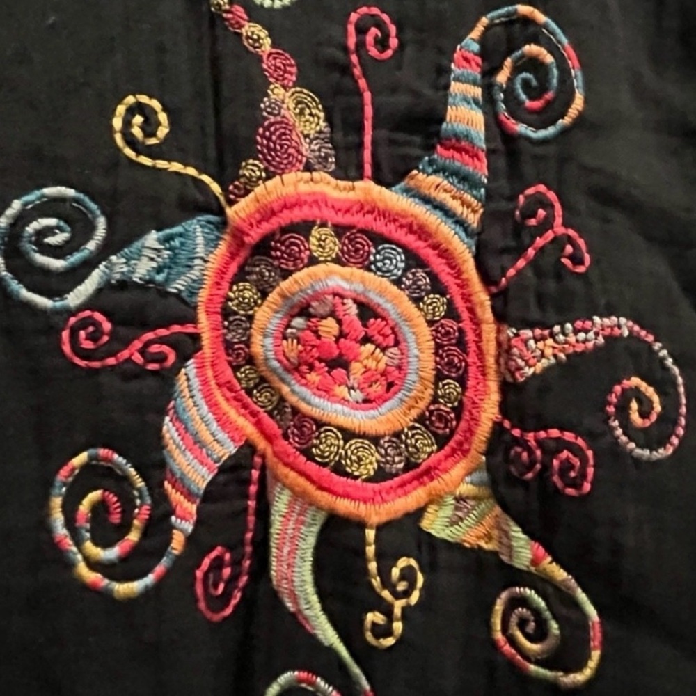 Johnny Was Biya Embroidered Black Boho Tunic - Size S - Floral Silk Blend - NWOT - Picture 15 of 15